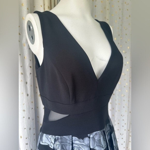 Aqua Exclusive NWT Black Gray Floral Brocade Cocktail Hoco Pageant Dress 8 - Picture 5 of 9